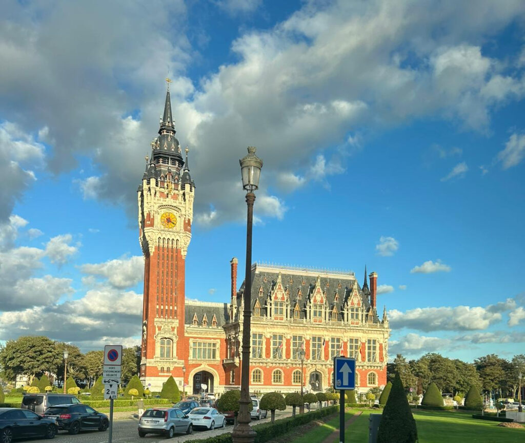 Das Rathaus von Calais